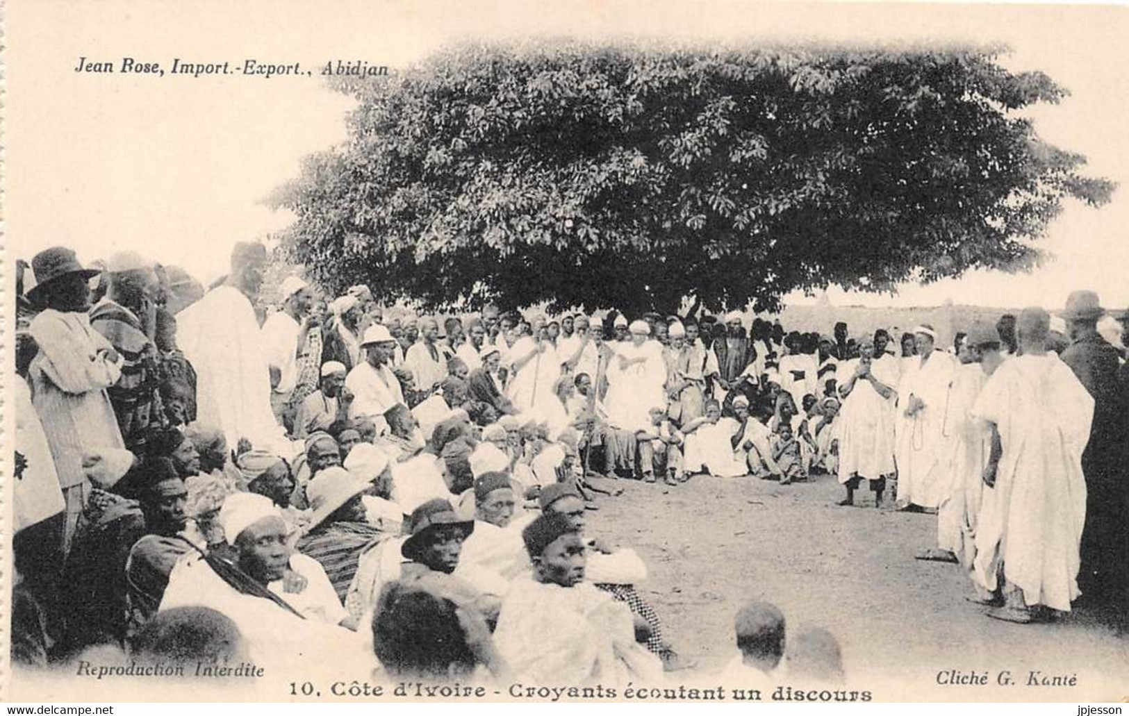 COTE D'IVOIRE - CROYANTS ECOUTANT UN DISCOURS - RELIGION - Côte-d'Ivoire