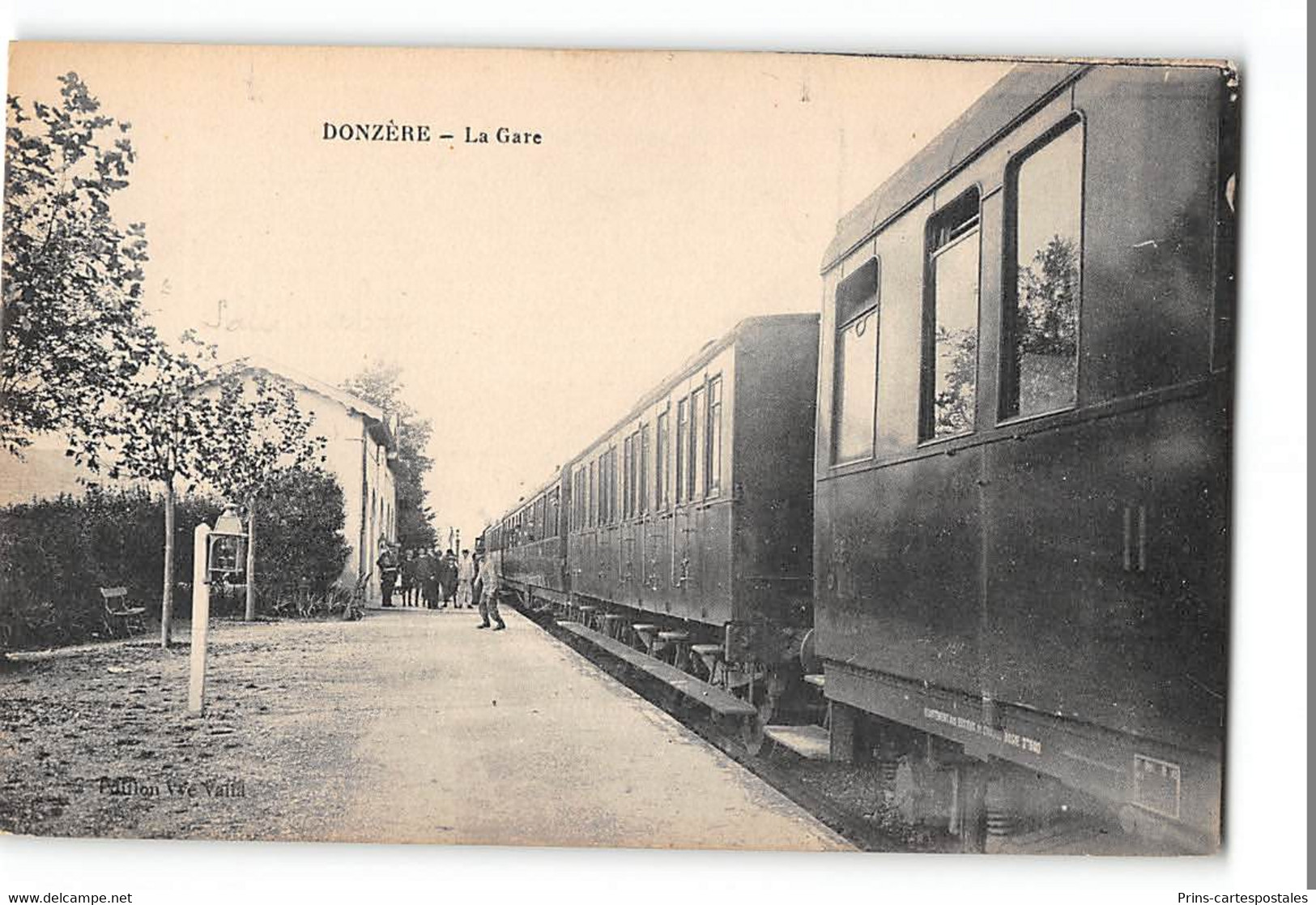 CPA 26 Donzere La Gare Train - Donzere