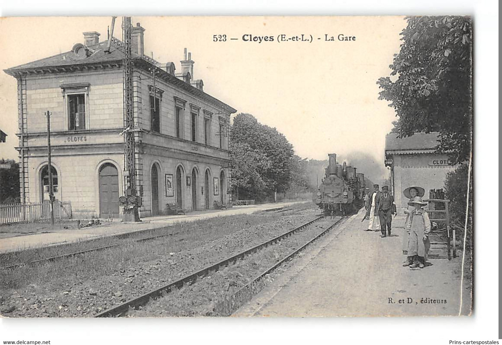 CPA 28 Cloyes La Gare Train - Cloyes-sur-le-Loir
