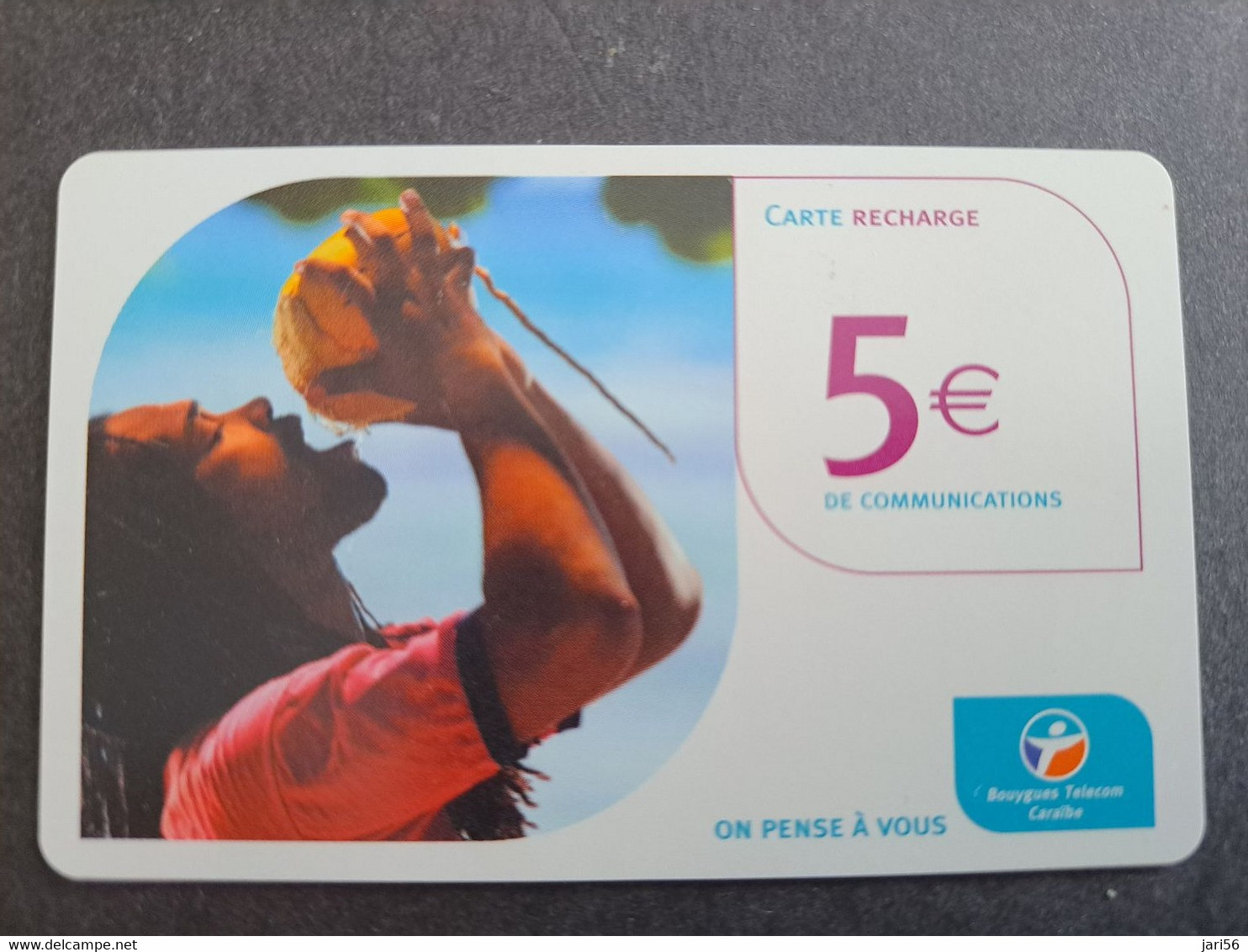 Caribbean Phonecard St Martin French Caribbean ANTILLES FRANCAISES RECHARGE BOUYGUES  5 EURO  ** 10232 ** - Antillen (Französische)