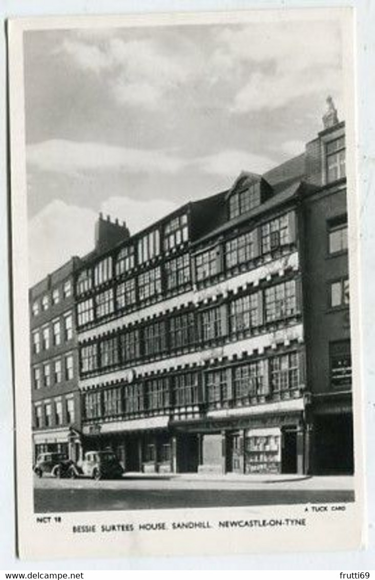 AK 065713 ENGLAND - Newcastle-on-Tyne - Sandhill - Bessie Surtees House - Newcastle-upon-Tyne