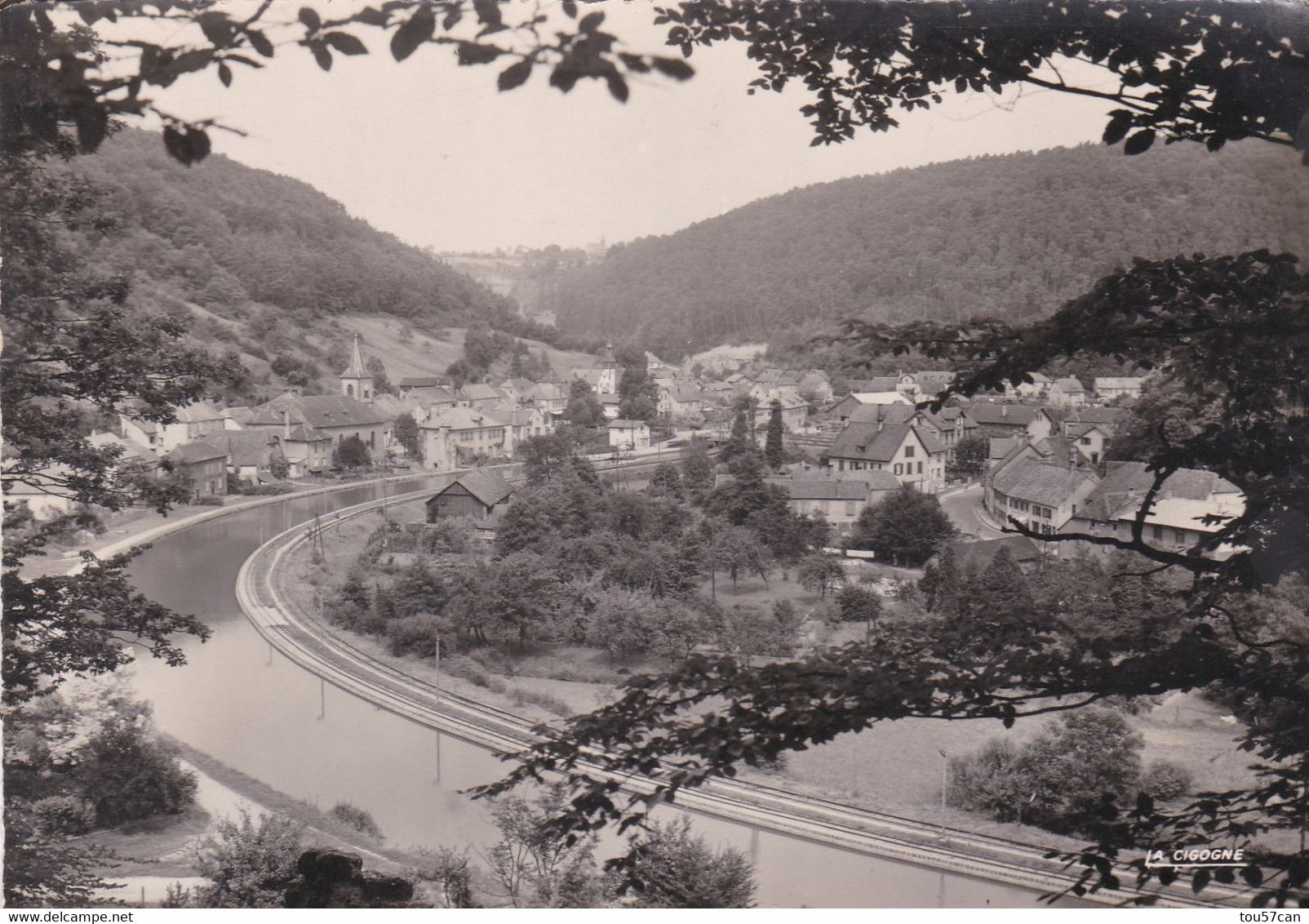 LUTZELBOURG VERS 1960 - SARREBOURG - MOSELLE - (57) - CPSM DENTELEE... - Metz Campagne