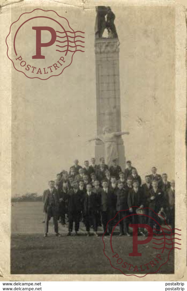 HC Hemixem Hemiksem GETROKKEN AAN HET MONUMENT FORT VAN LUIK    ANTWERPEN ANVERS - Hemiksem