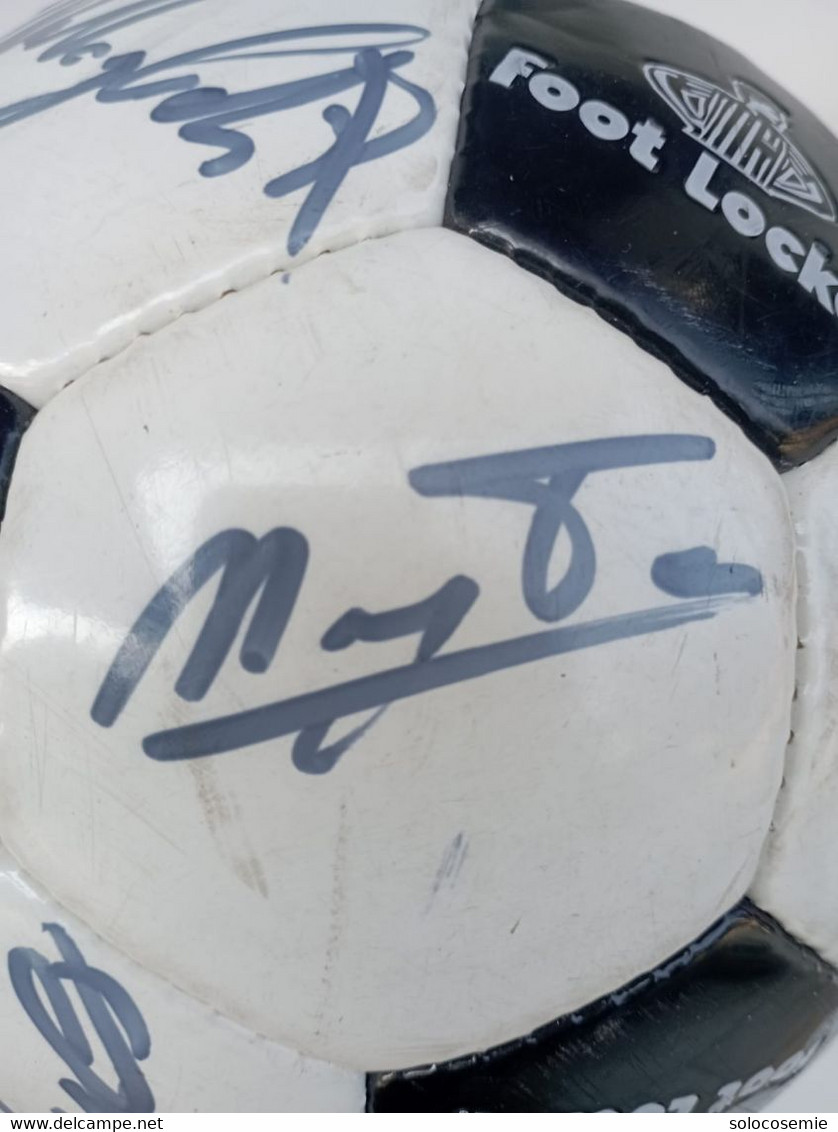 Pallone Calcio , Con Autografi Originali - Autographes