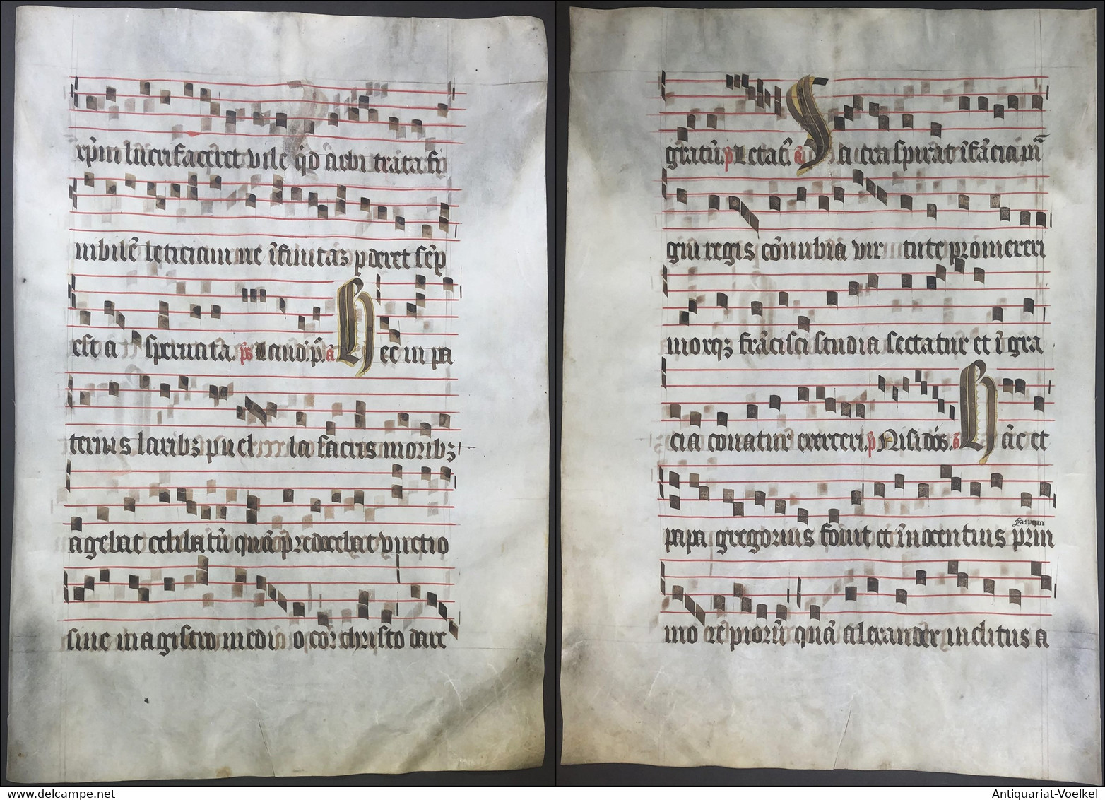 Very Rare Large Elephant Folio Vellum Sheet. Out Of An Antiphonary Manuscript From The 15th Century. / Seltene - Theater & Drehbücher