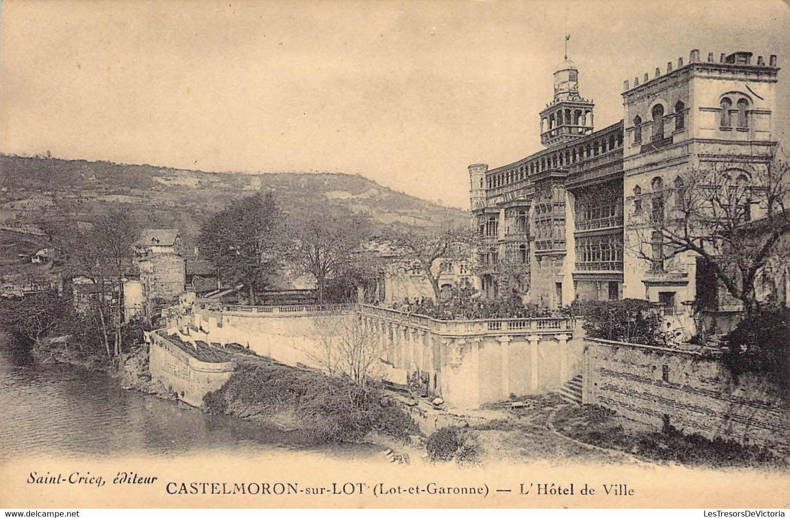 CPA - 47 - Castelmoron Sur Lot - Vue Générale - L'Hôtel De Ville - Castelmoron