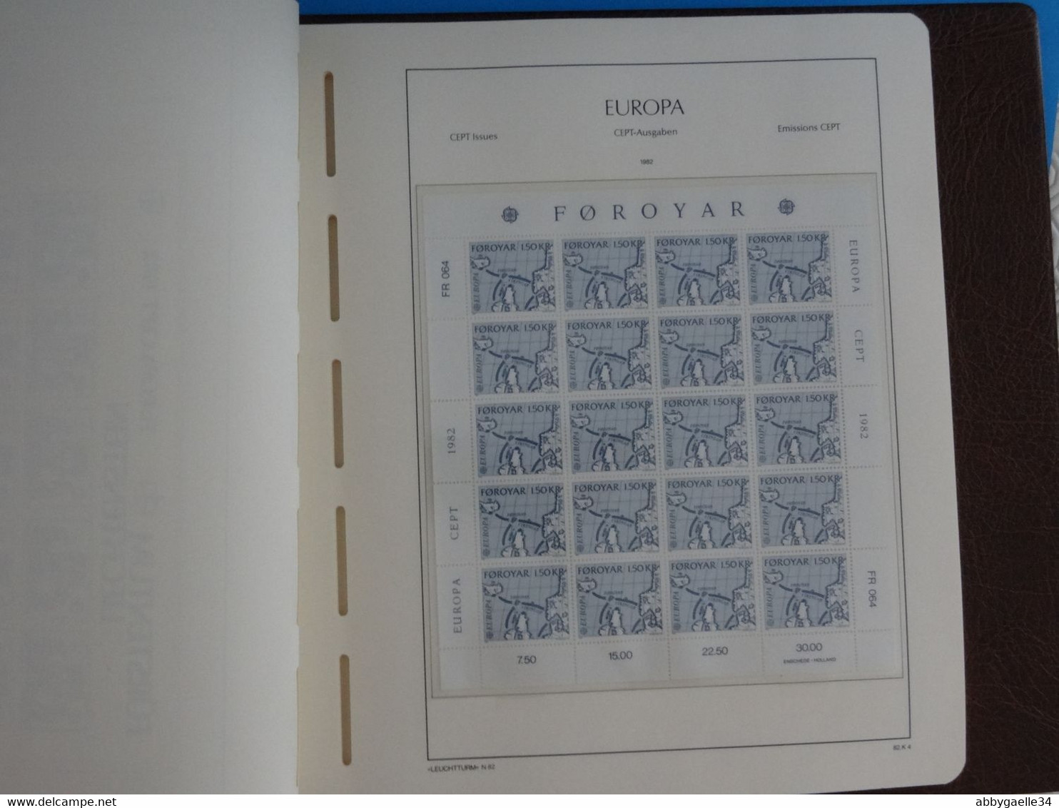 35 Feuillets neufs ** EUROPA CEPT de 1980 à 1982 + Reliure LEUCHTTURM + boitier en bon état général A COMPLETER