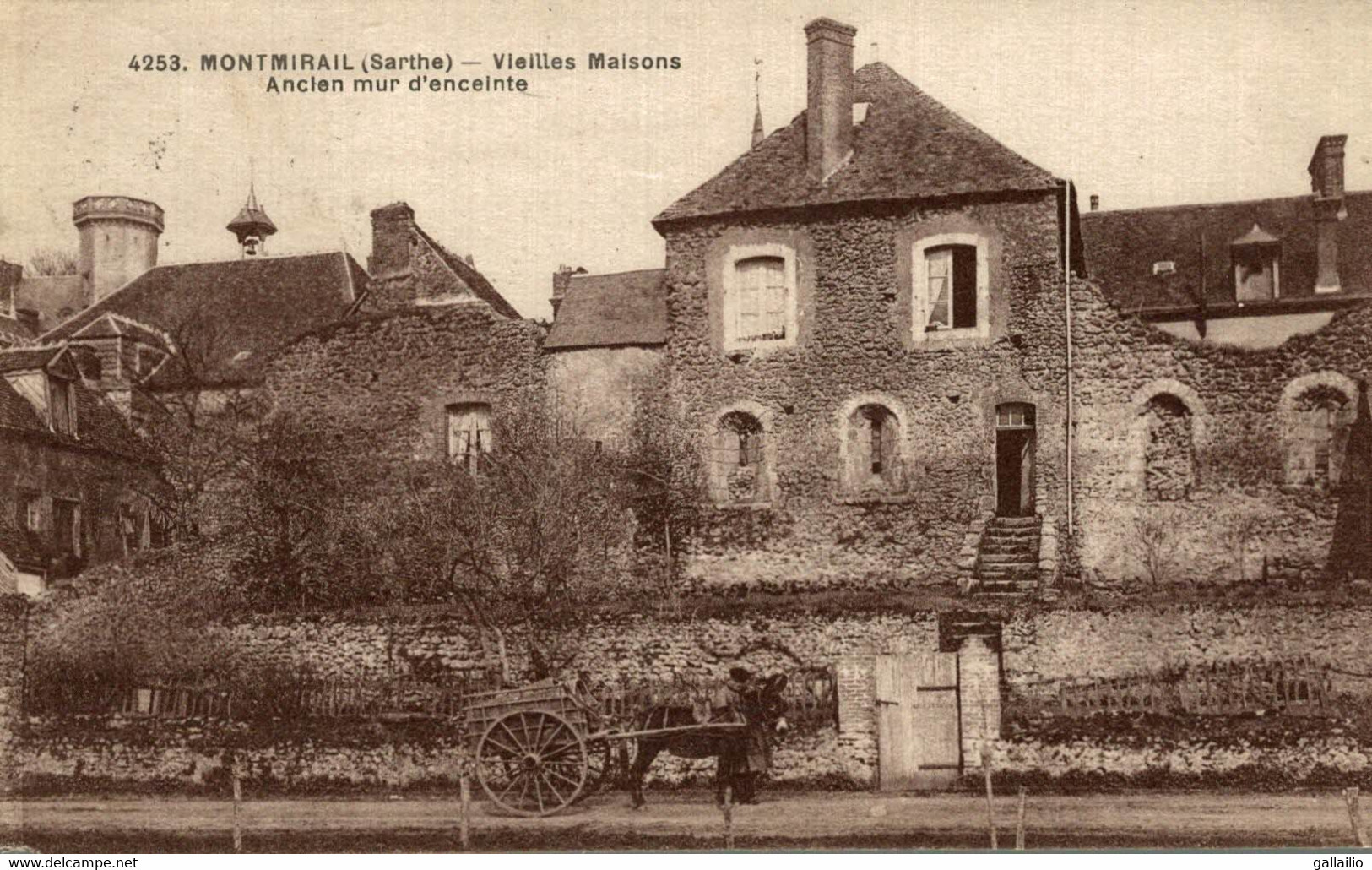 MONTMIRAIL VIEILLES MAISONS ANCIEN MUR D'ENCEINTE - Montmirail