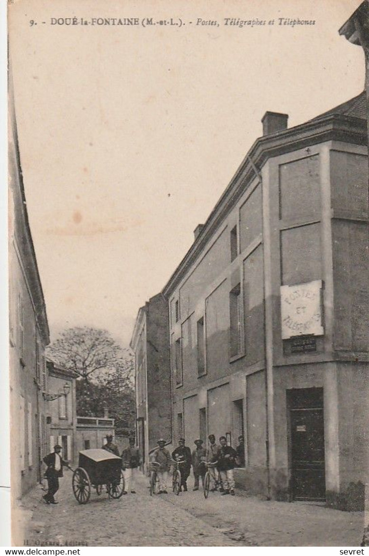 DOUE-la-FONTAINE. - Postes, Télégraphes Et Téléphone - Doue La Fontaine