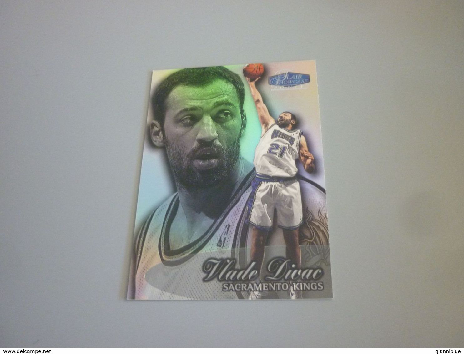 Vlade Divac Los Angeles Lakers Basketball Flair Showcase 1998-1999 Trading Card 3 #85 - 1990-1999