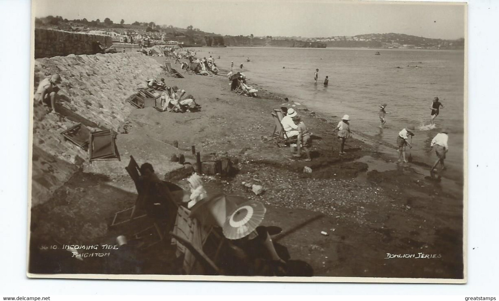 Postcard Devon Paignton Incoming Tide Donlion Series Rp - Paignton