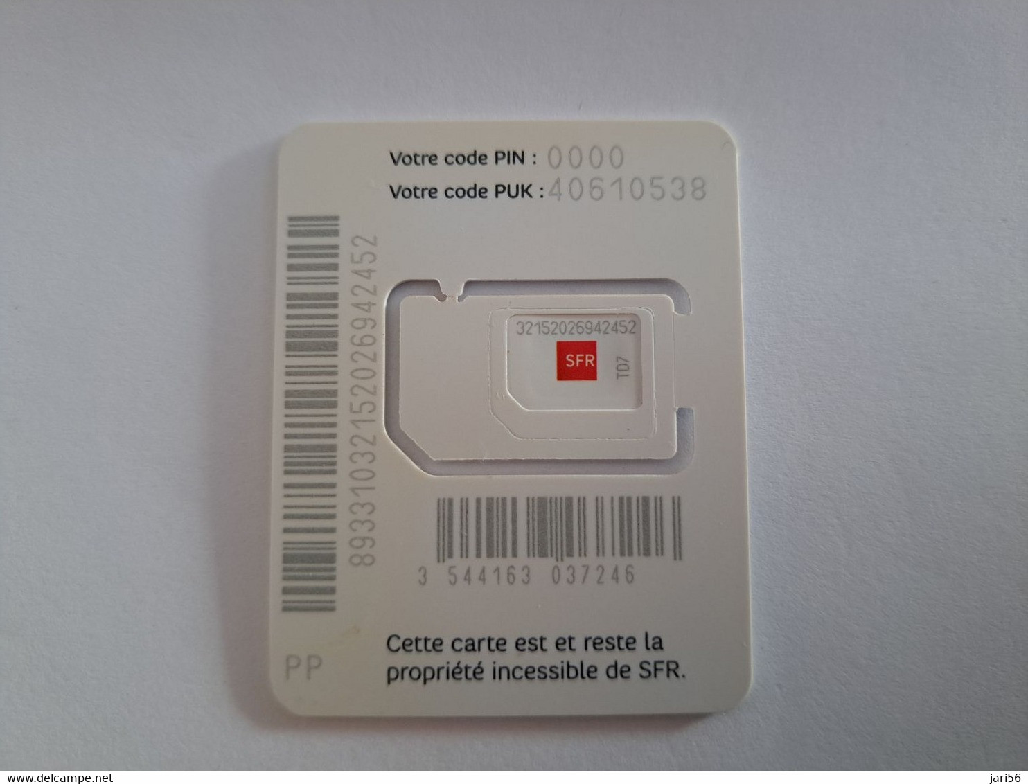 FRANCE/FRANKRIJK   SIM  GSM  SFR MA SIM 3 EN 1    MOBILE  /  WITH CHIP   / MINT   ** 10606 ** - Mobicartes (GSM/SIM)