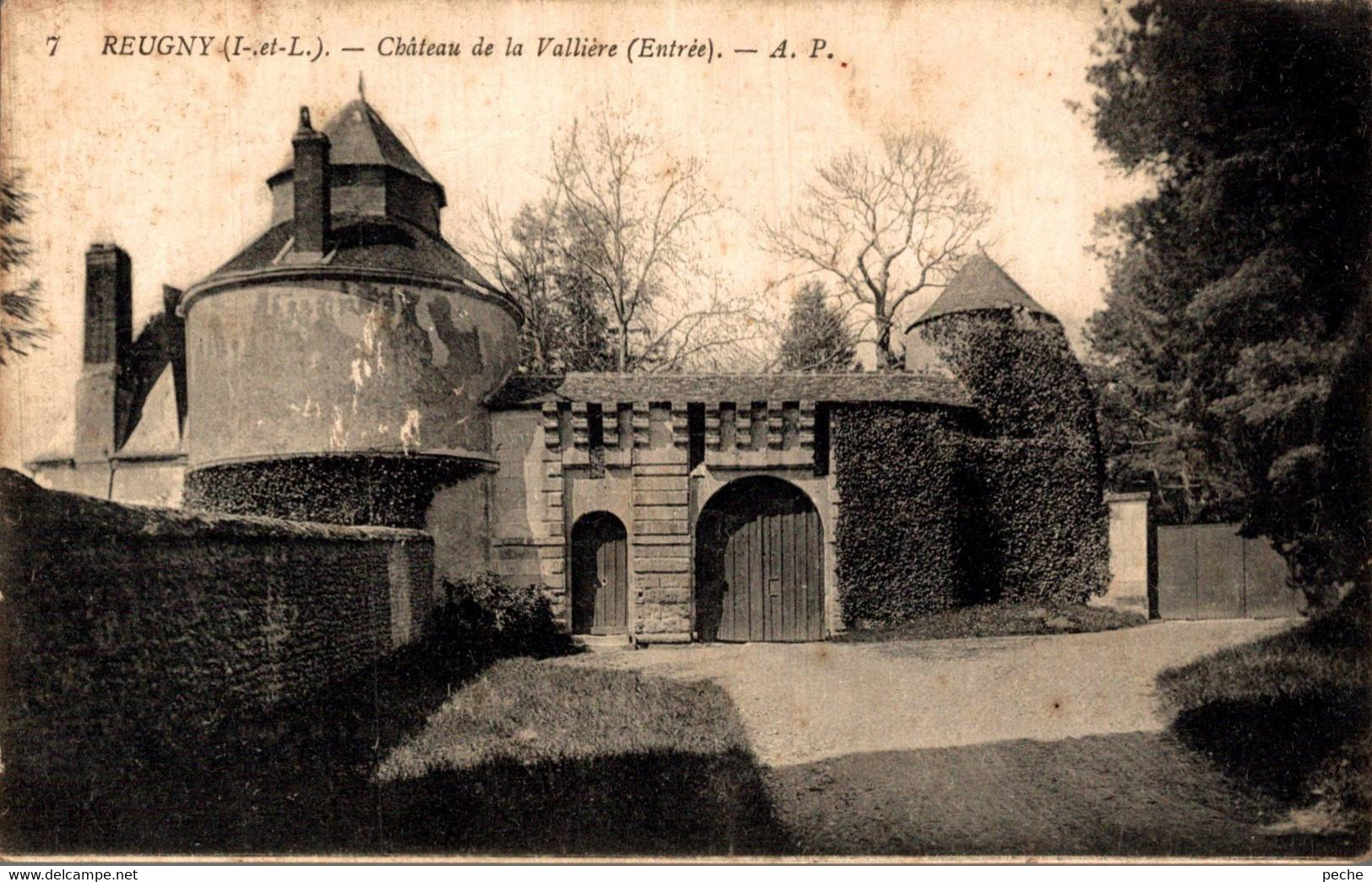 N°95167 -cpa Reugny -château De La Vallière- - Reugny