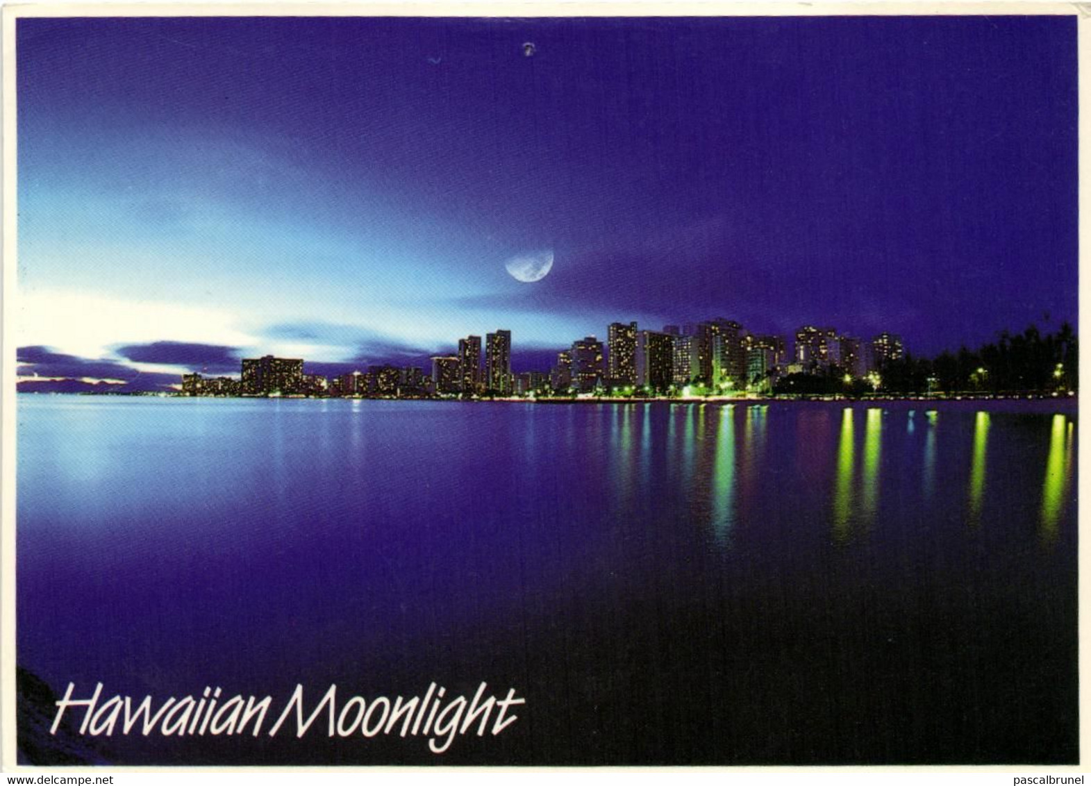 HONOLULU - WAIKIKI SKYLINE DURING THE TWILIGHT CALM - Oahu