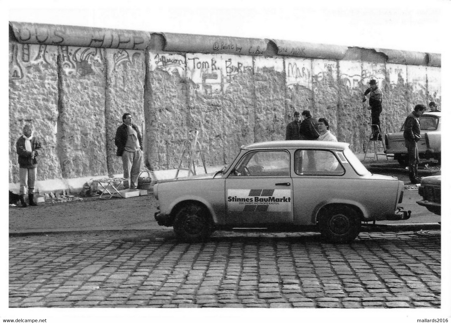 BERLIN NACH DEM 9.11.1989 ~ AN OLD REAL PHOTO - POSTCARD SIZE 15 X 10.5 Cm #2231202 - Berlijnse Muur