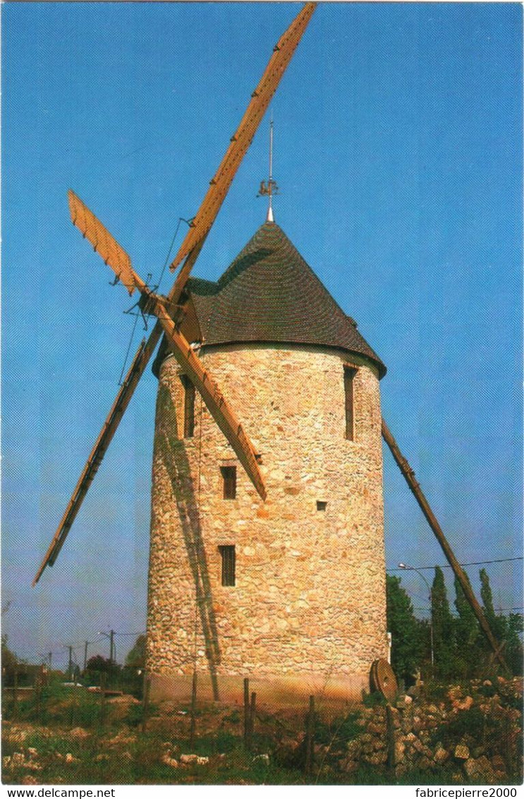 CPM 93 (Seine-Saint-Denis) Montfermeil - Le Moulin Du Sempin Reconstruit En 1988 TBE éd. Ville De Montfermeil Oct 1988 - Inaugurations