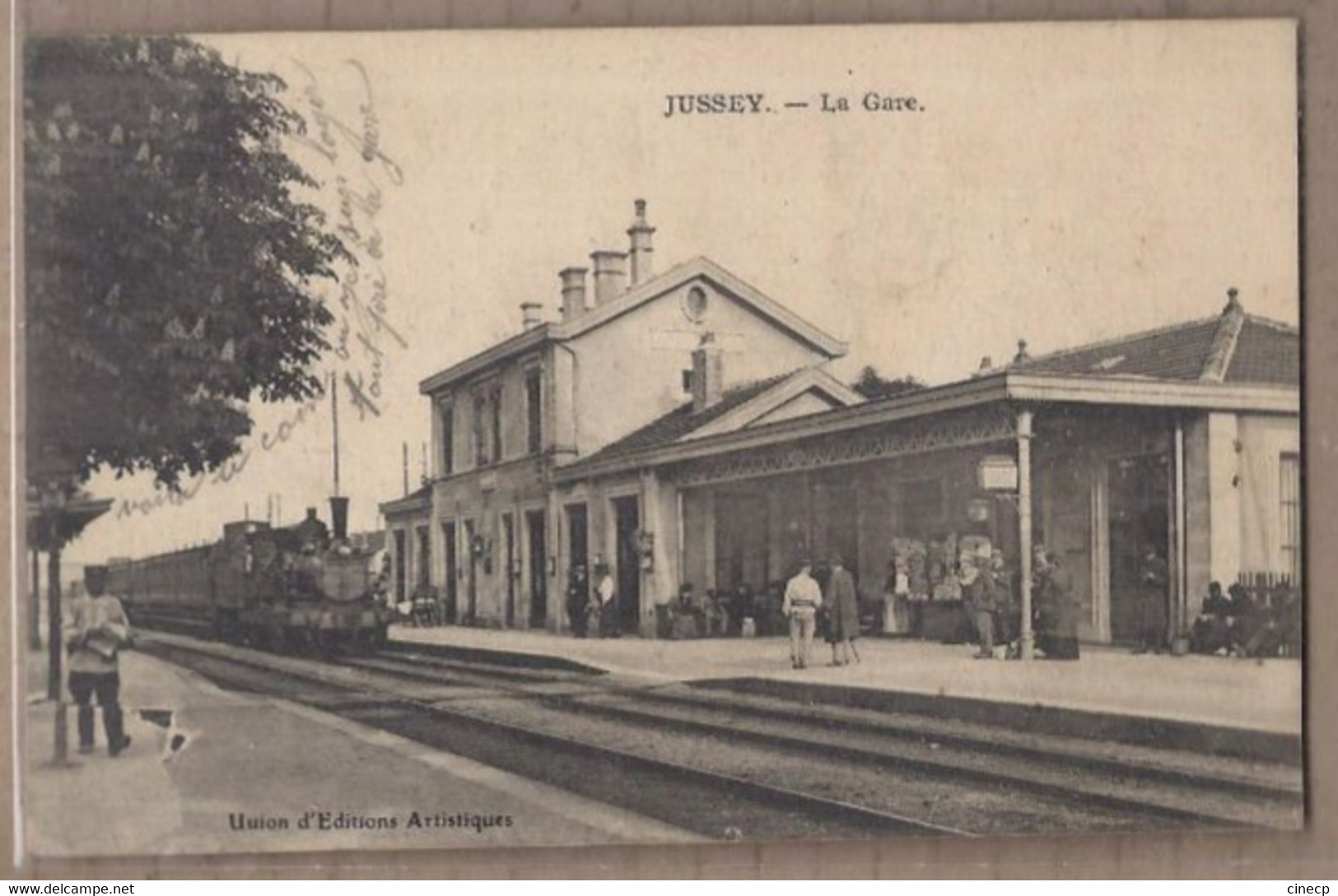 CPA 70 - JUSSEY - La Gare - TB PLAN TRAIN Entrant En Gare LOCOMOTIVE ANIMATION QUAIS KIOSUQE Journaux - Jussey