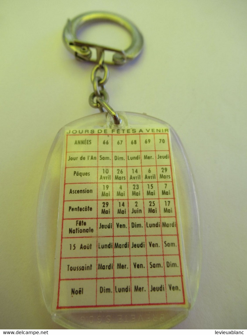 Porte-Clés Publicitaire Ancien / Apéritif/ DUBONNET/avec Jours De Fêtes à Venir/Vers 1960-1970         POC510 - Key-rings