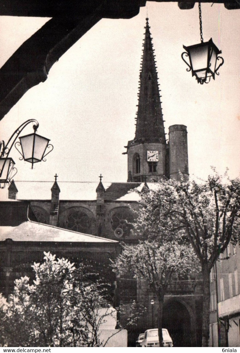 MIREPOIX La Cathédrale Depuis Les Couverts (Massat Photographe éditeur)    (Recto-verso) 09 - Mirepoix