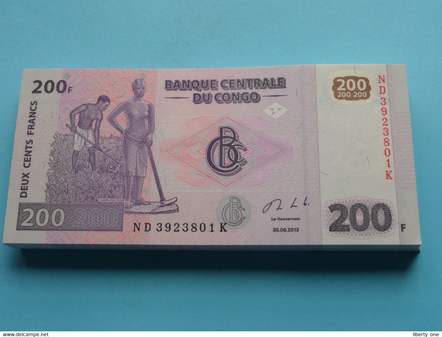 200 ( Deux Cents ) Francs ( 2013 ) Banque Centrale Du CONGO ( For Grade, Please See Photo ) UNC ! - Republic Of Congo (Congo-Brazzaville)