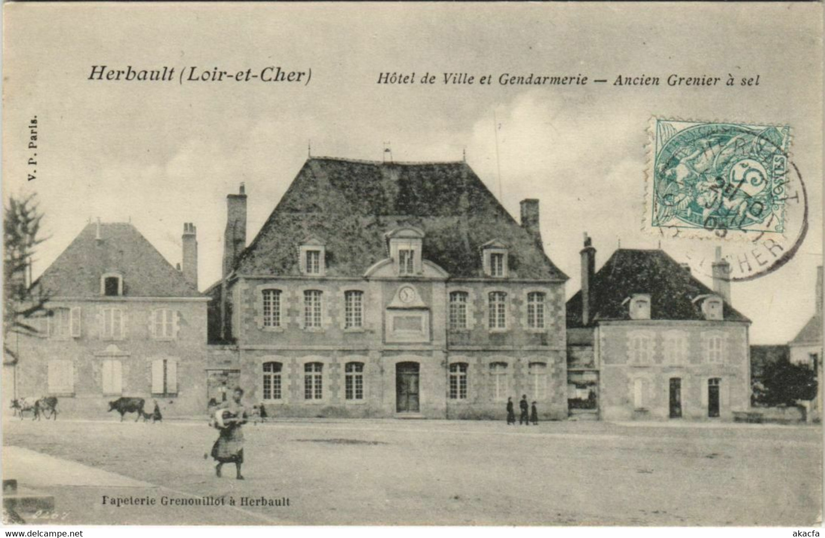 CPA HERBAULT-Hotel De Ville Et Gendarmerie-Ancien Grenier A Sel (26980) - Herbault