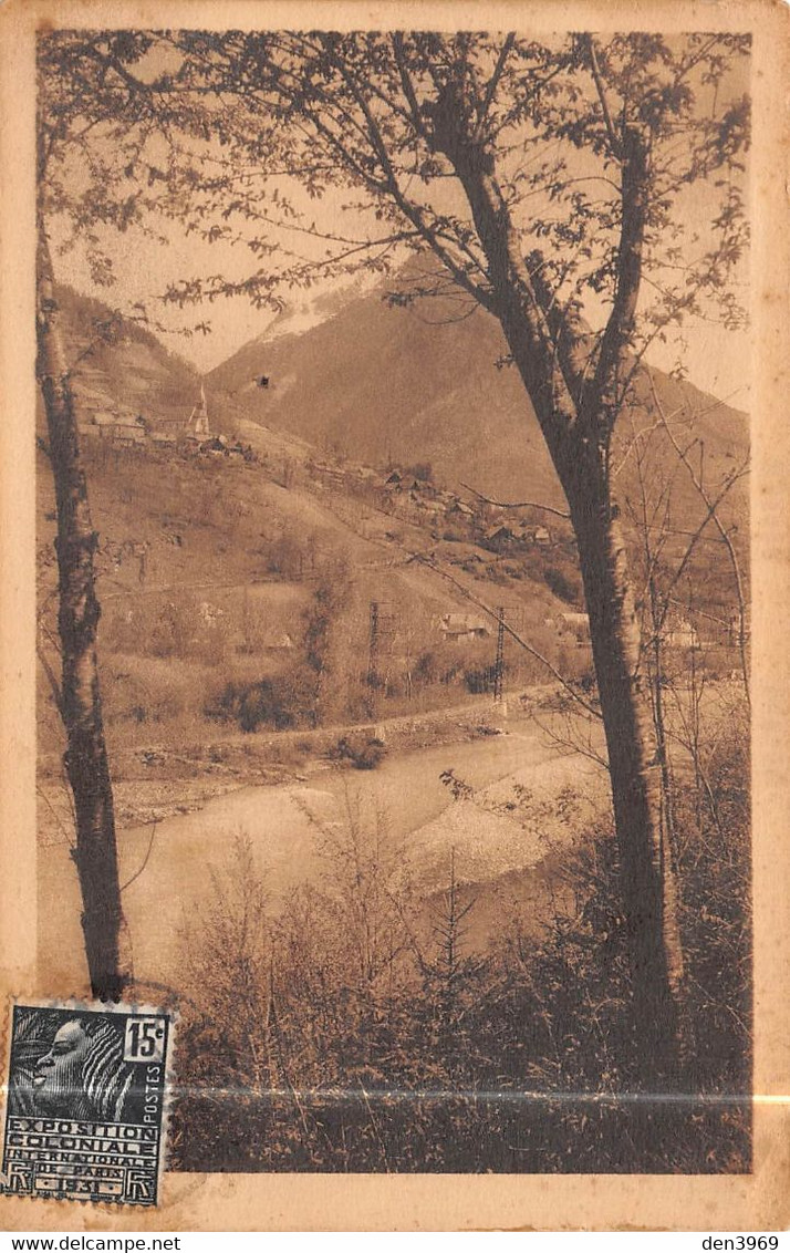 ALLEMONT (Isère) - Sur Les Bords De L'Eau D'Olle - Dans L'Oisans - Allemont