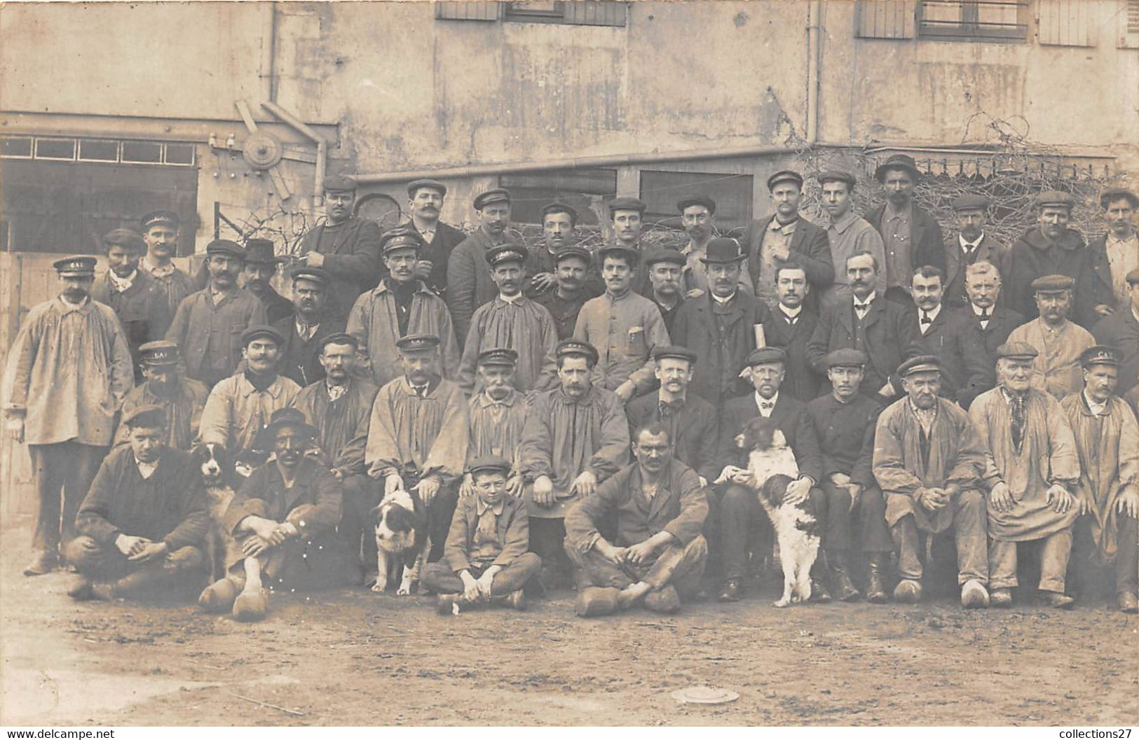 CARTE-PHOTO- GROUPE DE TECHNICIENS DU GAZ - Industrie