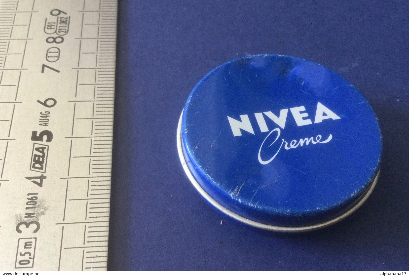 Nivea Crème Mini Boîte Fer Etat Voir Photo - Schoonheidsproducten