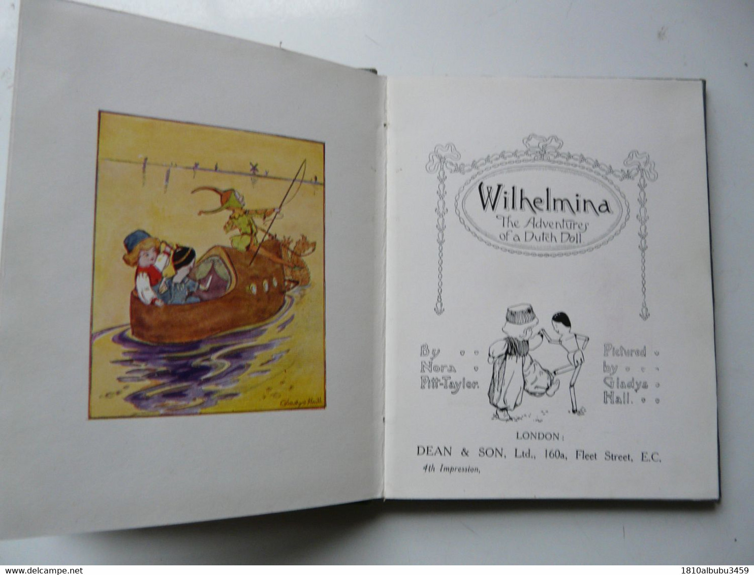 WILHELMINA - THE ADVENTURES OF A DUTCH DOLL - Livres Illustrés