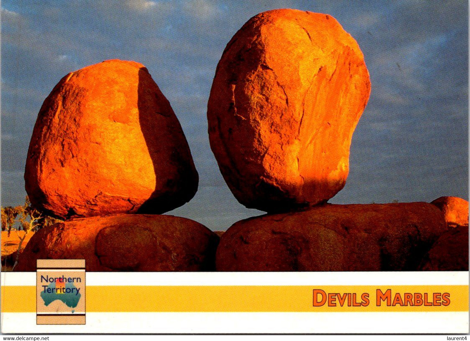 (2 L 24) (OZ/PF) Australia -  NT - Devils Marbles - Unclassified