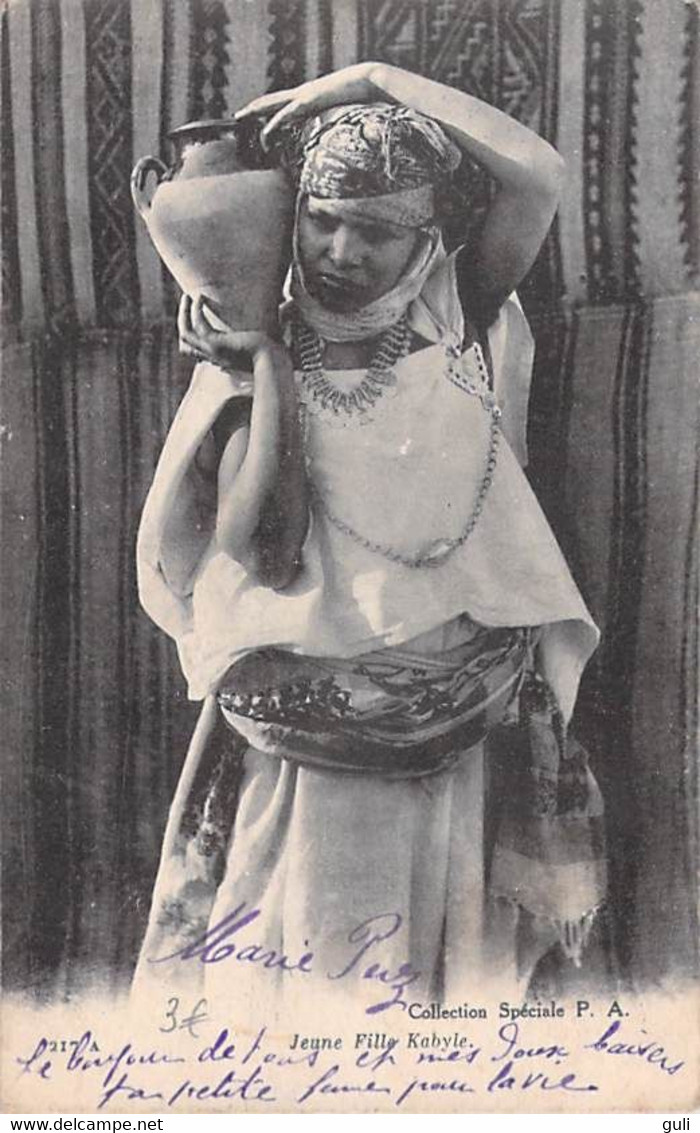 Algérie > Jeune Fille Kabyle ( Femme  Mode Costume Bijoux Poterie) Collection Spéciale P.A *PRIX FIXE - Vrouwen