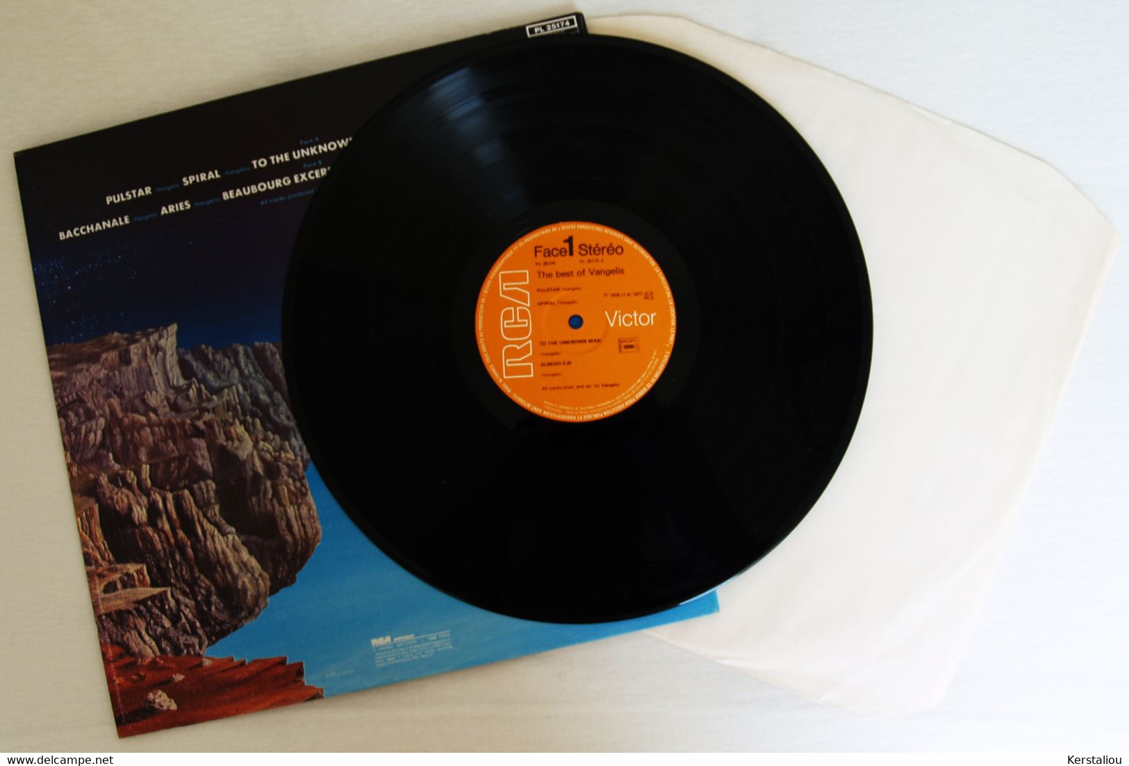 VANGELIS – "To The Unknown Man" – LP – 1977 – PL 25174 – RCA – Made In France - Compilaciones