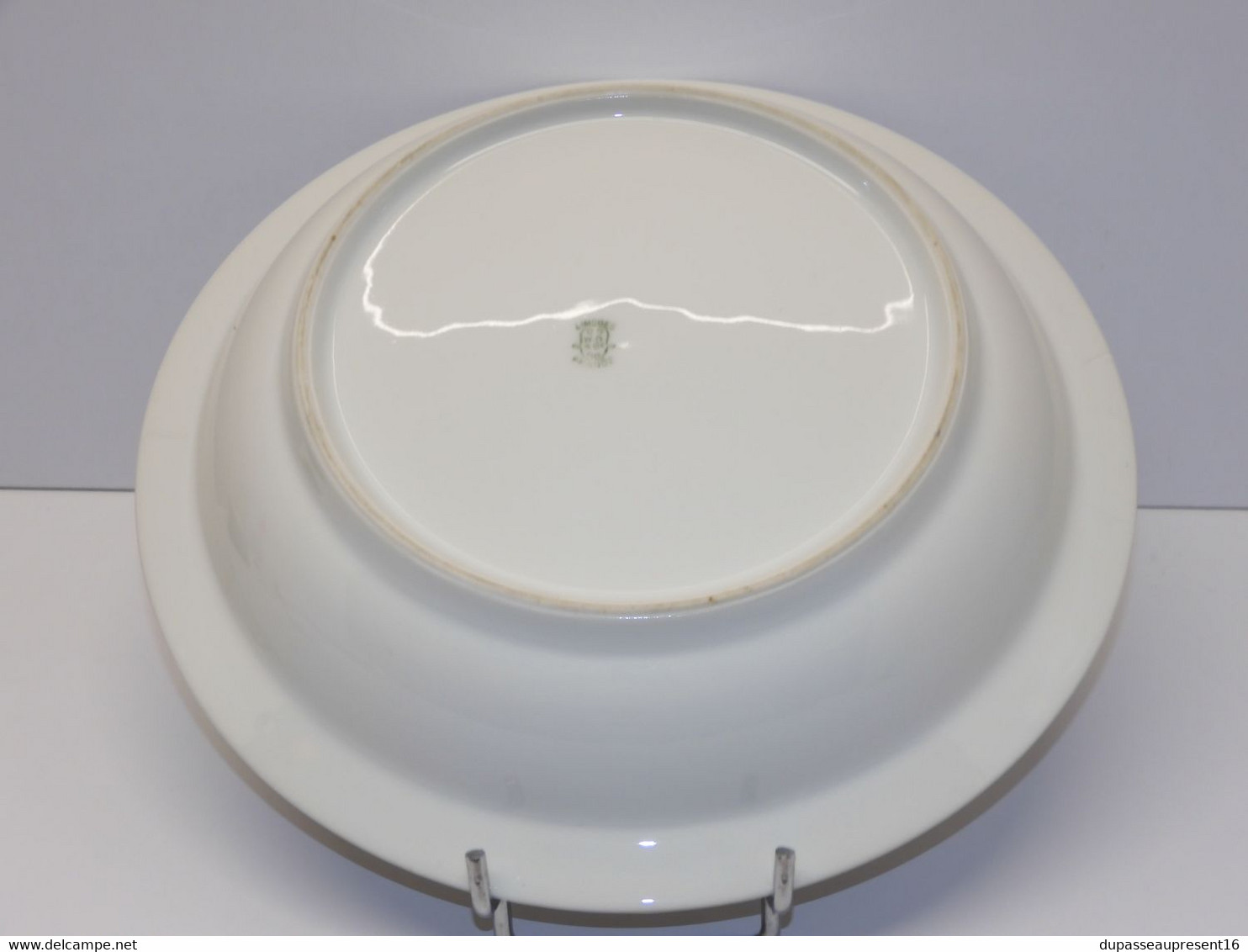 *TRES JOLI ANCIEN PLAT ROND CREUX PORCELAINE ANCIENNE LIMOGES WG & Cie TABLE  E