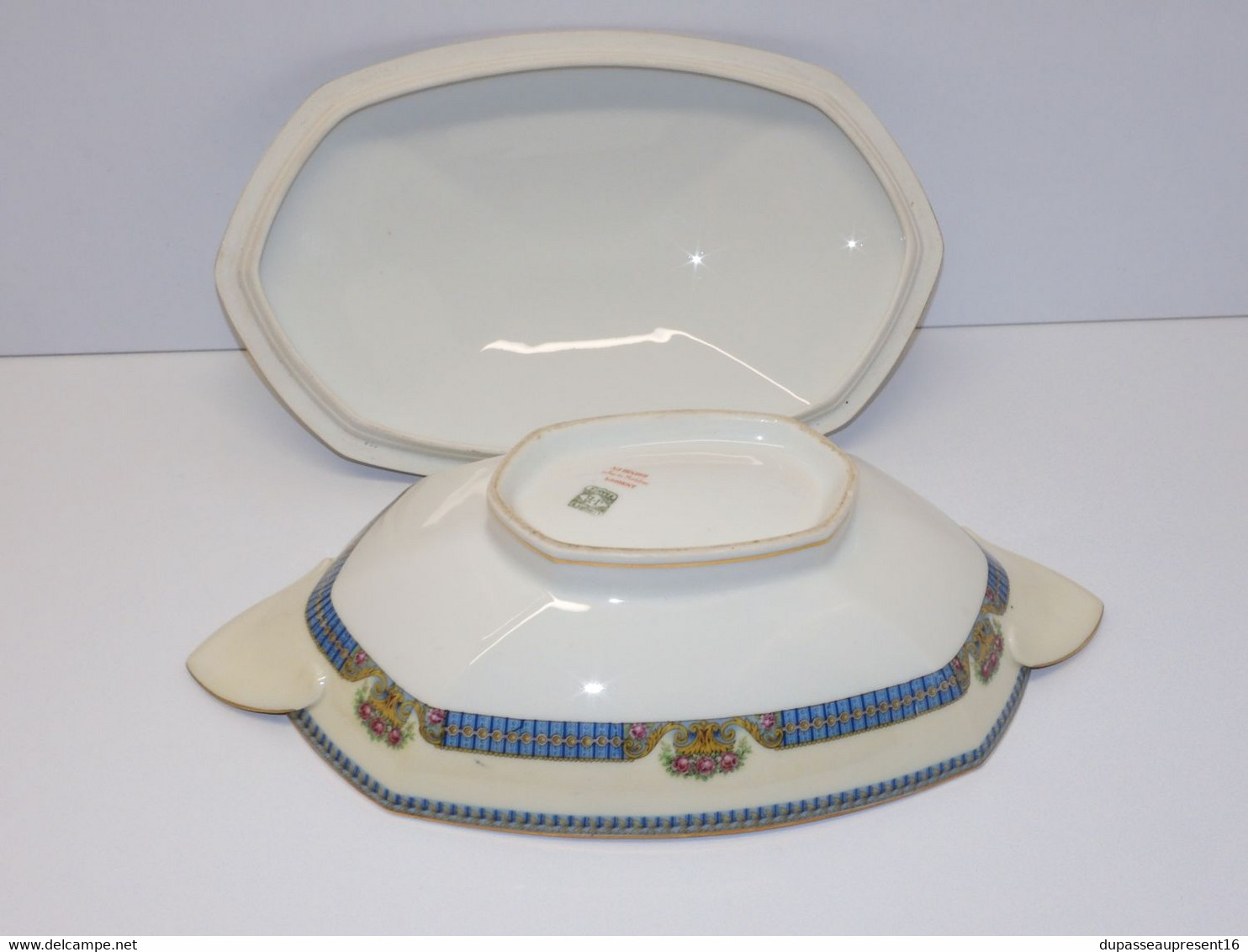 *TRES JOLI ANCIEN LEGUMIER PORCELAINE LIMOGES JB France (JEAN BOYER) dorures  E