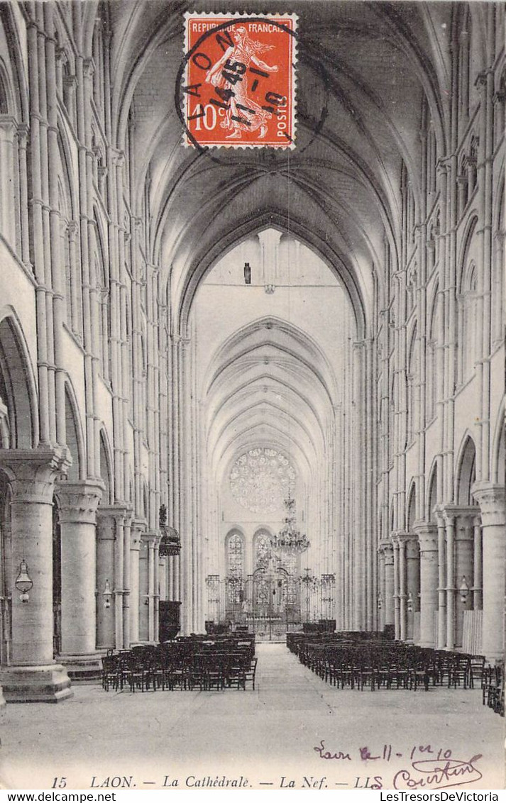 CPA - 02 - LAON - La Cathédrale - La Nef - LL - Laon