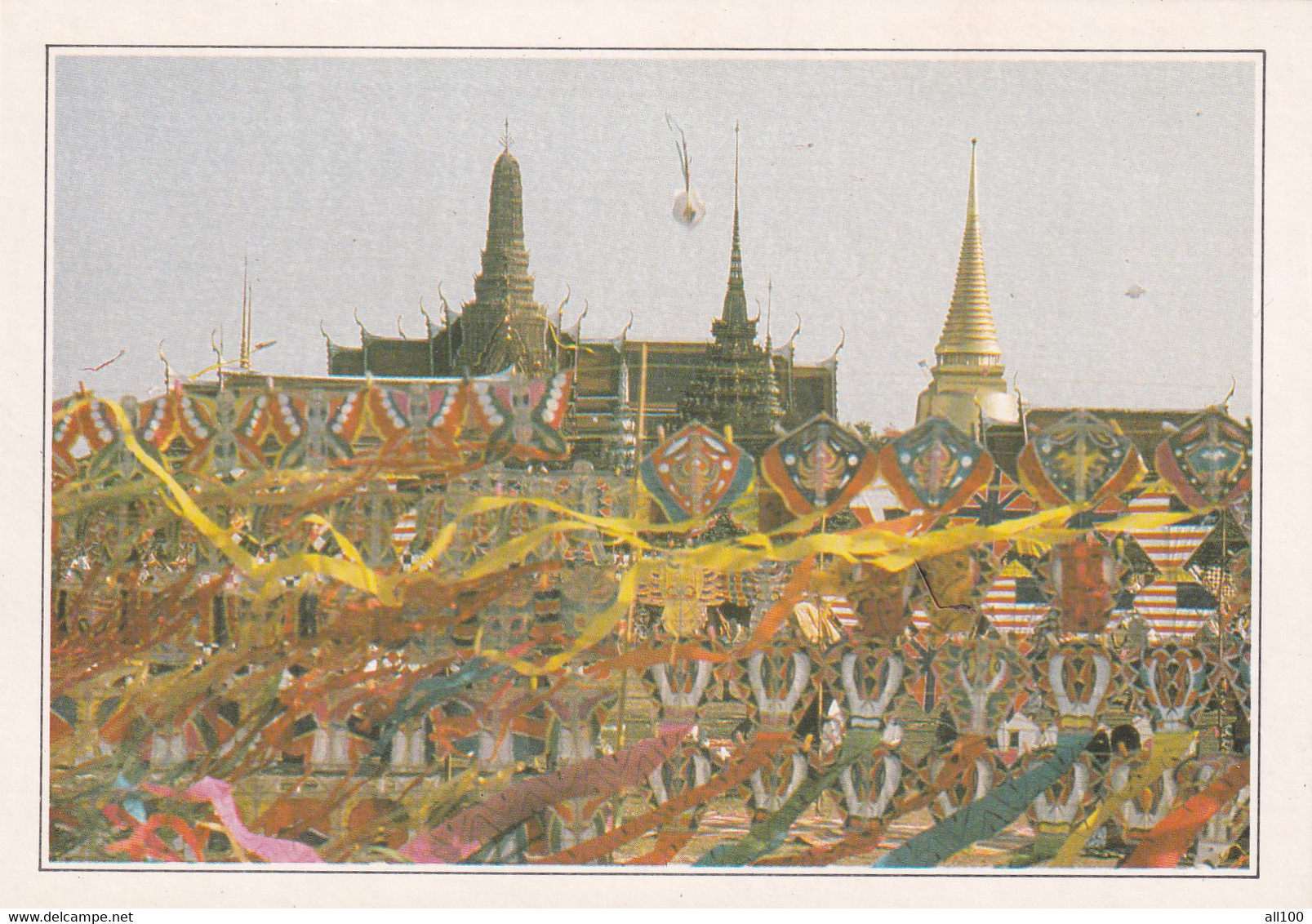 A20022 - BANGKOK LE WAT PHRA KEO WAT PHRA KAEW TEMPLE OF THE EMERALD BUDDHA THAILAND PHOTO PATRICK DE WILDE HOA QUI - Budismo