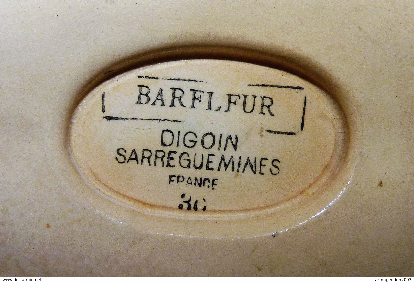 SUPERBE ANCIENNE SAUCIERE SUR PORTANT DIGOIN SARREGUEMINES MODELE BARFLEUR - Digoin (FRA)