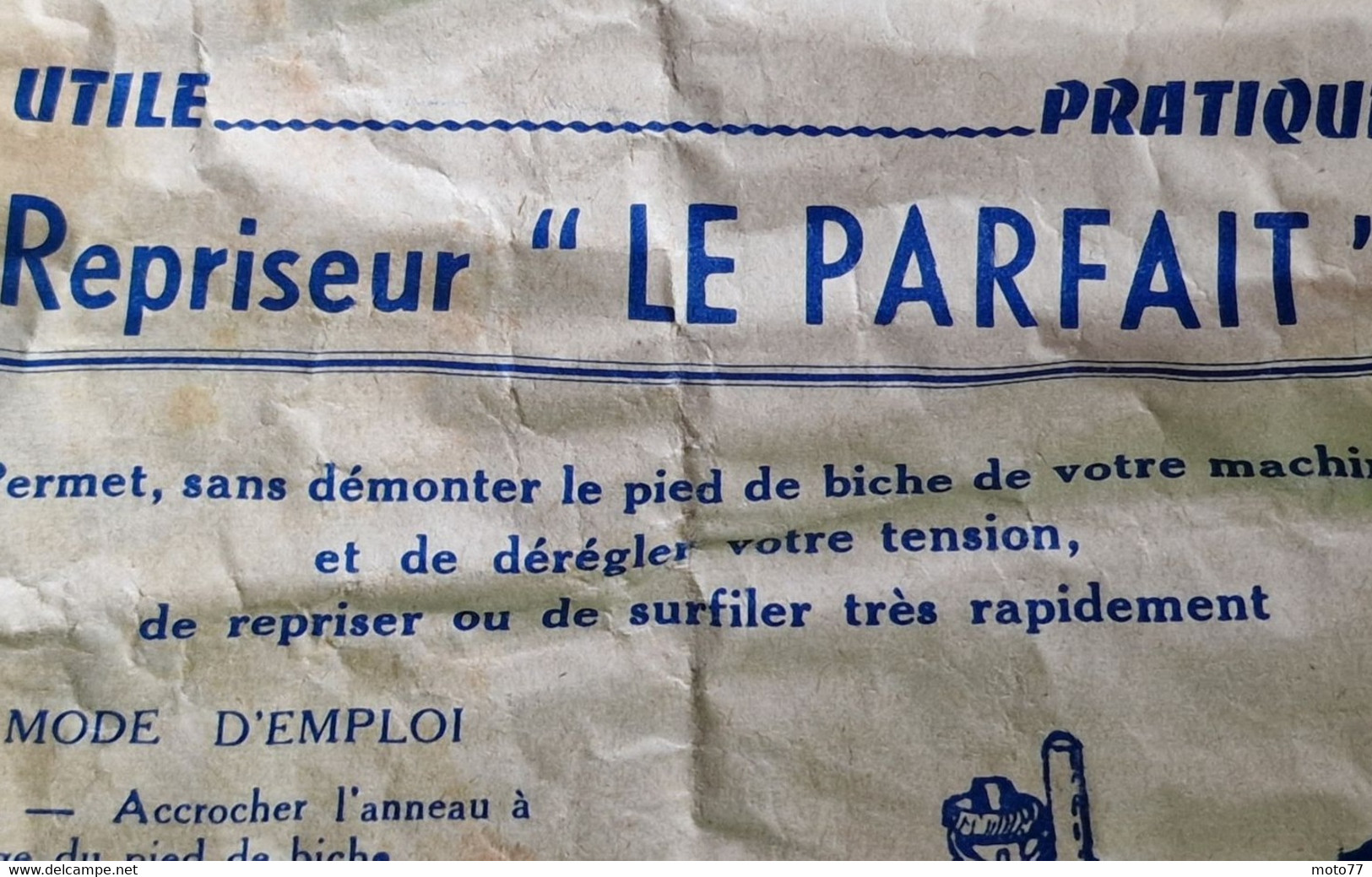 Lot 2 Anciens Documents MACHINE à COUDRE - Repriseur - Vers 1928 - Environ 13x21 Cm Et 11.5x18.5 Cm - Matériel Et Accessoires