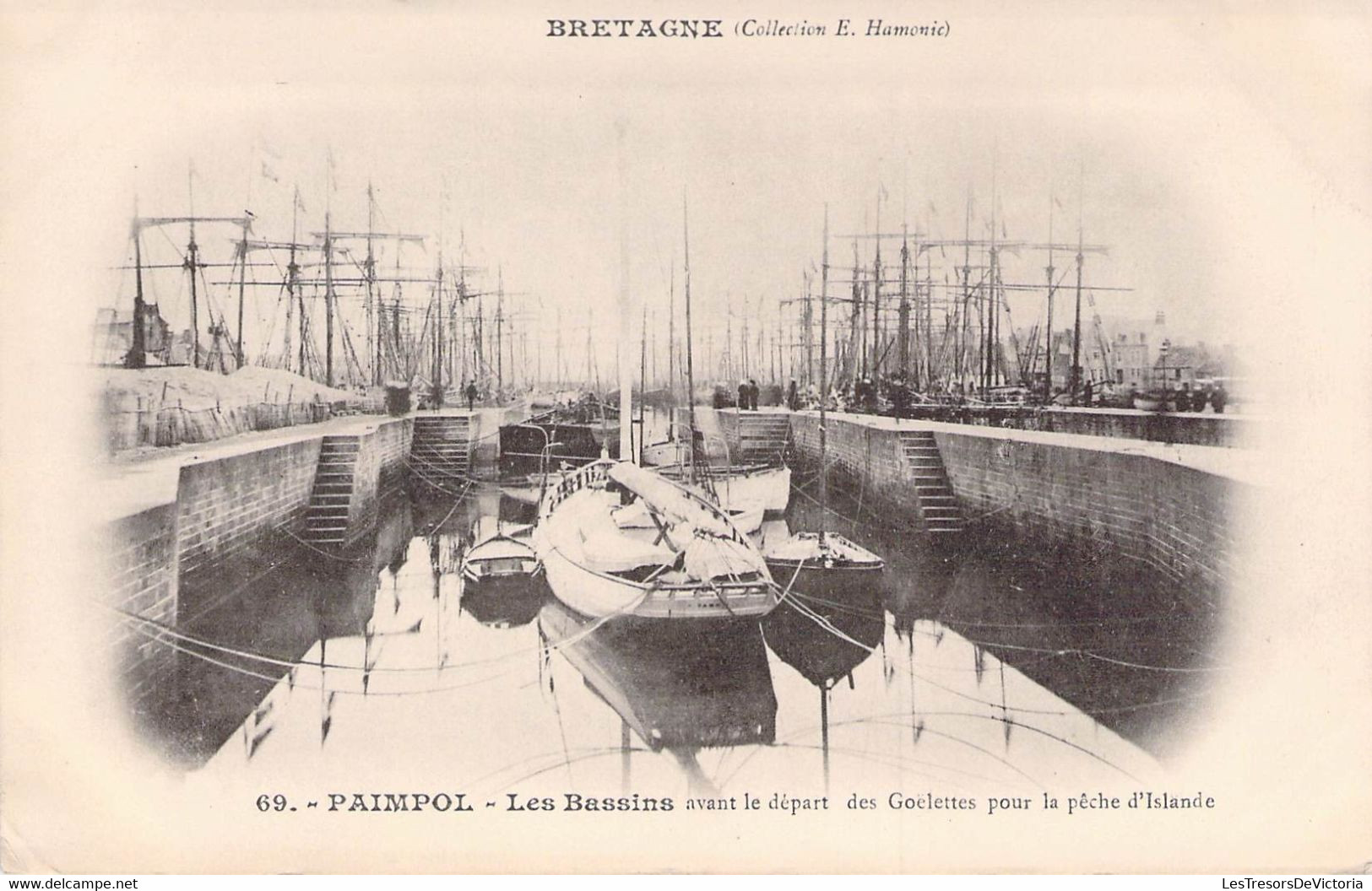 CPA - 22 - PAIMPOL - Les Bassins Avent Le Départ Des Goëlette Pour La Pêche D'Islande - Bateaux De Pêche - Paimpol