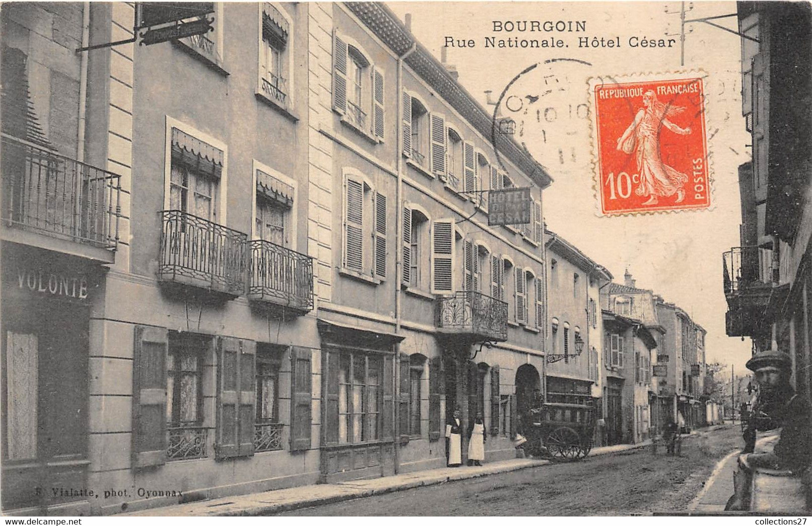 38-BOURGOIN-RUE NATIONALE HÔTEL CESAR - Bourgoin