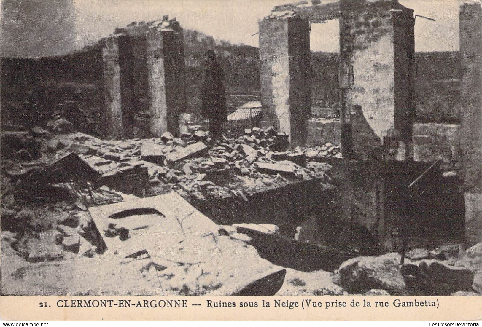 CPA - 55 - CLERMONT EN ARGONNE - Ruines Sous La Neige - Vue Prise De La Rue Gambetta - Editions Clergue PARIS - Clermont En Argonne