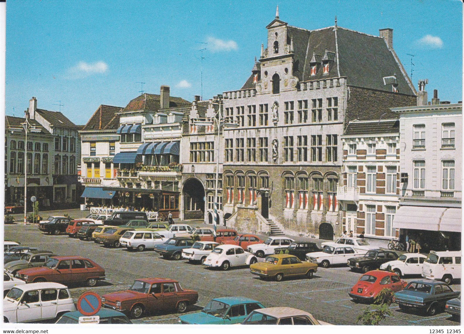 Bergen Op Zoom, Markt Met Stadhuis - Bergen Op Zoom