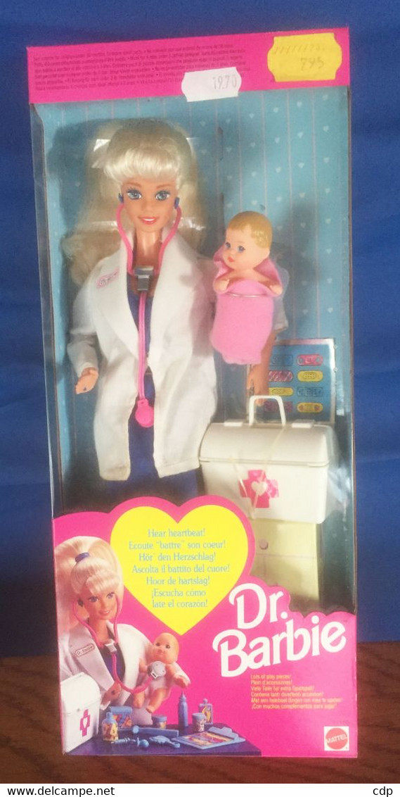 BARBIE  Docteur  Neuve  1993 - Barbie