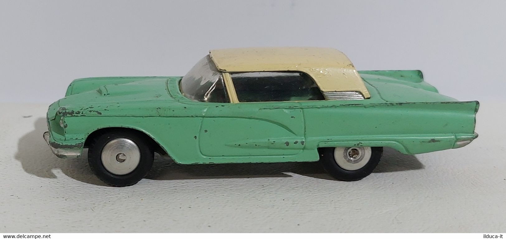 I109329 Corgi Toys 1/43 - Ford Thunderbird - Corgi Toys