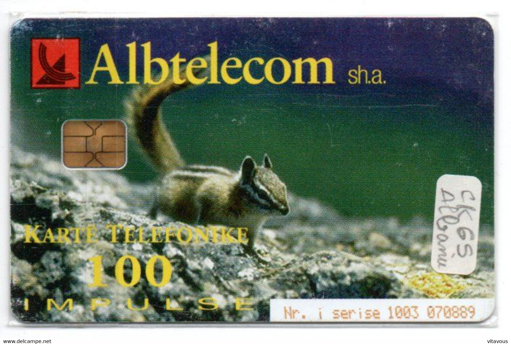 Loup Wolf Lobo Lupo  écureuil Animal Télécarte Albanie Phonecard  (G 896) - Albanie