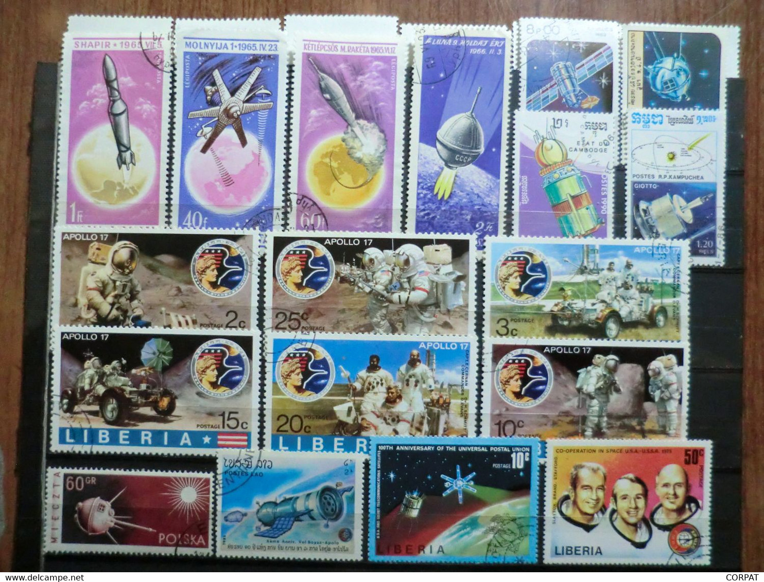 SPACE:different Used Stamps  ( Check 9 Photos) - Collections