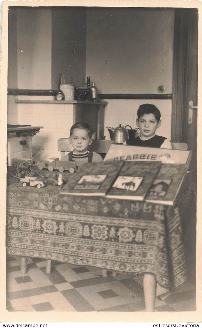 CPA Jeux - Jouets - Carte Photo De 2 Enfants A La St Nicolas - Marque Mecabois - - Jeux Et Jouets