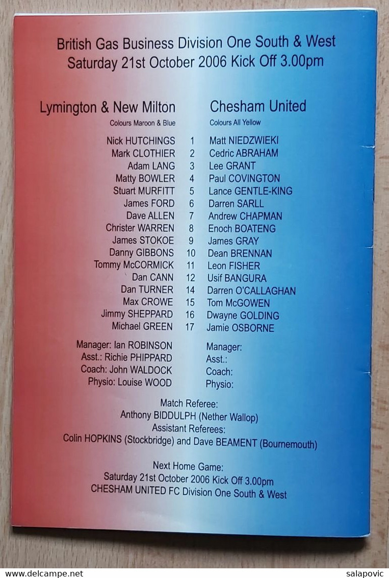 Lymington & New Milton Vs Chesham United 21. October 2006 Football Match Program - Libri