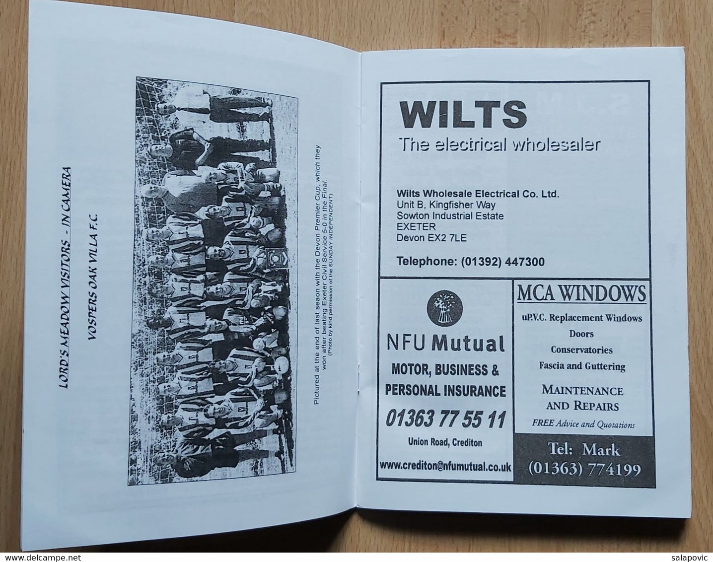 Crediton United Vs Vospers Oak Villa England Football Match Program - Libros