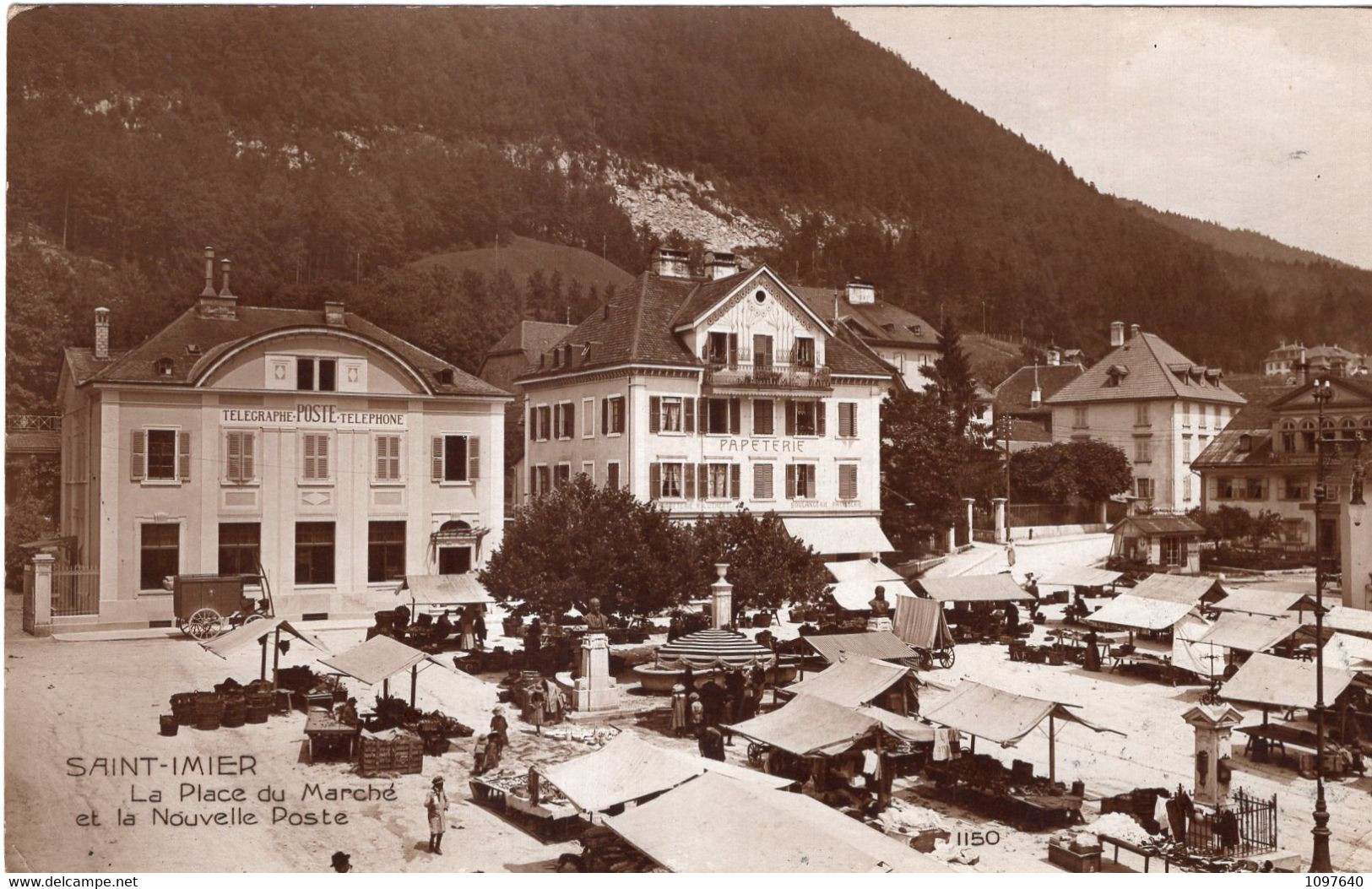 St IMIER LA PLACE DU MARCHE ET LA NOUVELLE POSTE - Saint-Imier 